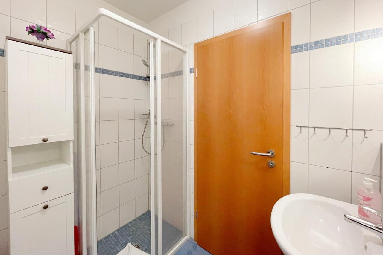 Waldstrasse 8A Ferienwohnung Richter Uckeritz Exteriör bild