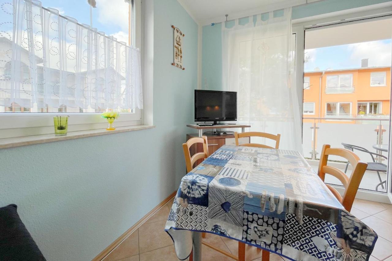 Waldstrasse 8A Ferienwohnung Richter Uckeritz Exteriör bild